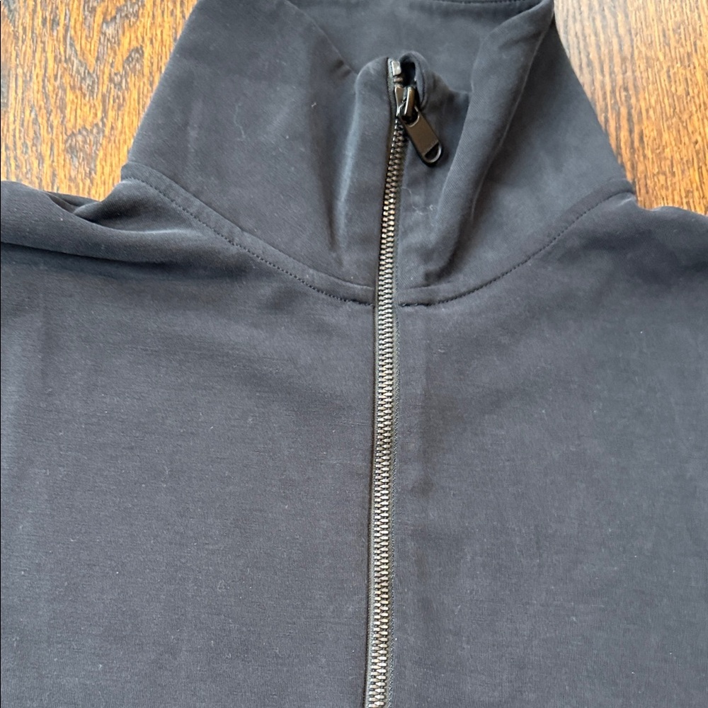 Athleta Seasoft Quarter Zip size medium - Picture 12 of 13